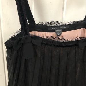 ⚡️NWT⚡️Diane Von Furstenberg lace flowy dress